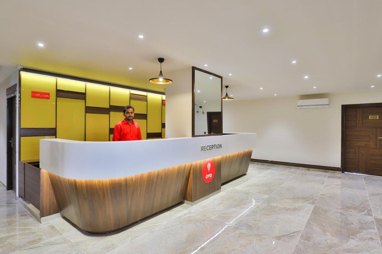 Oyo 16604 Hotel Sparsh Inn Ahmedabad Exterior photo